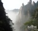 这是一篇为您定制的体育散文，以足球巨星 罗伯特·巴乔 为主角，将三清山的奇峰云海与他充满遗憾与救赎的职业生涯相勾连