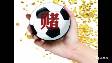 上届世界杯（2022年卡塔尔世界杯）是于2022年11月开幕的（具体时间为2022年11月20日至12月18日）