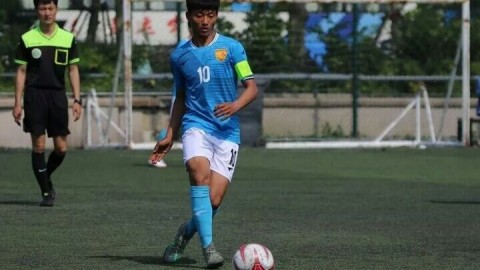 在2019这个时间点，澳大利亚A-League实际上横跨了两个不同的赛季，2018-19赛季与2019-20赛季。以下分别是这两个赛季的最终排名
