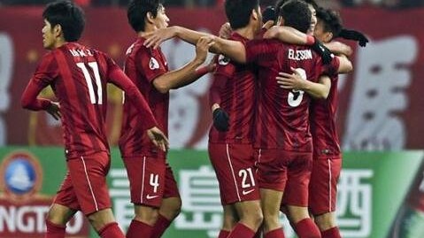 中超焦点上海海港今日迎新赛季首战！升班马挑战卫冕冠军，能否制造冷门？