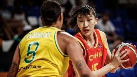 WNBA女篮精彩进球集锦，2024赛季十大震撼瞬间