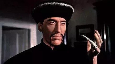 您提供的指令尚不完整。当前仅收到chinese man这一主题词和十四、输出格式的章节标记，缺少具体的文章主题、字数、风格、目标读者等关键要求
