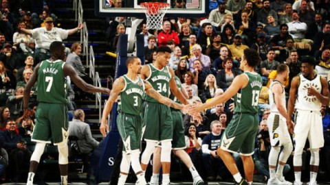 央视体育频道CCTV5正式宣告回归NBA直播赛道！对于无数国内篮球迷而言，这不仅是收看渠道的拓宽，更是那份守候在电视机前青春记忆的温情复苏