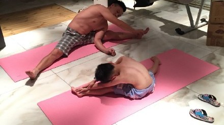 体操劈叉练习，技术分解与训练方法