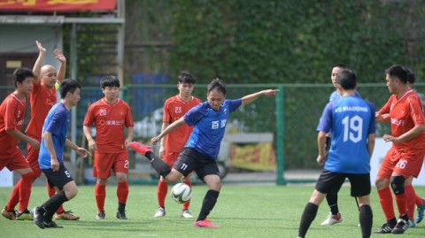 2020年足坛，被撕裂与被缝合的一年