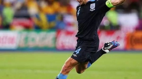 FC足球世界141卡王排名，谁能统治次日赛事前瞻的绿茵对决？