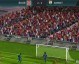 想在FIFA足球世界里玩得厉害，关键要分两步走，一是打造一支有战斗力的球队（硬件） ，二是磨练你的操控技术（软件）。简单来说，就是建队和操作 两手都要硬