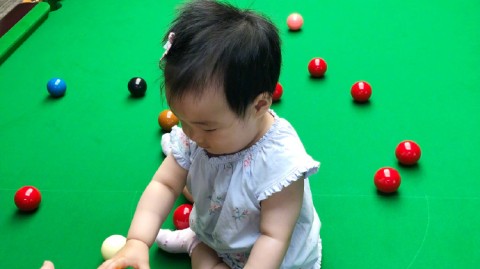 我需要澄清一个重要事实，丁俊晖与潘晓婷并未结婚，两人并非夫妻关系