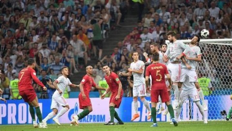 感谢您的提问。需要首先说明一点，国际足联世界杯（FIFA World Cup）并没有2012年举办的赛事。世界杯每四年一届，最近几届的年份是2010年、2014年、2018年、2022年