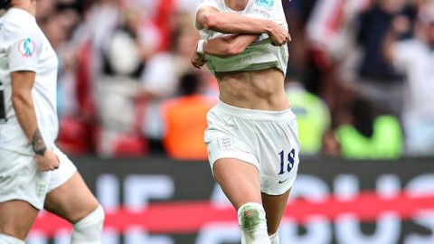 2022女足欧洲杯决赛，英格兰加时绝杀 历史性首夺桂冠