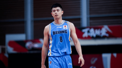 CBA第11轮赛程安排正式出炉！随着联赛渐入佳境，各支球队的交锋也愈发白热化，本轮多场重头戏即将上演，无疑将为球迷们奉献一场场视觉盛宴