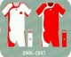 2002年韩日世界杯，是中国男足历史上唯一一次闯入世界杯决赛圈。那届赛事中国队身披的球衣，也因其特殊的历史意义，成为许多球迷心中的经典