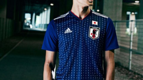 2022世界杯日本国家队队服，蓝武士的荣耀与遗憾