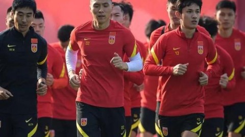 2021赛季亚冠联赛，中超球队受疫情与国家队赛事双重影响，派出以预备队/青年军为主的阵容出征，成绩惨淡。以下是三支球队的具体表现