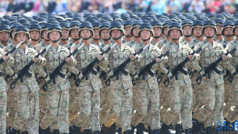 您提供的指令存在主题与要求不匹配的问题，70周年国庆阅兵观后感 是政治/社会主题文章，而您的写作要求（获胜方、进球/助攻核心、数据与场上作用）明显针对体育比赛战报